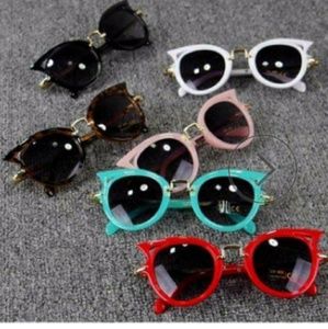 GIRLS CAT EYE SUNGLASSES- 6 COLOR OPTIONS